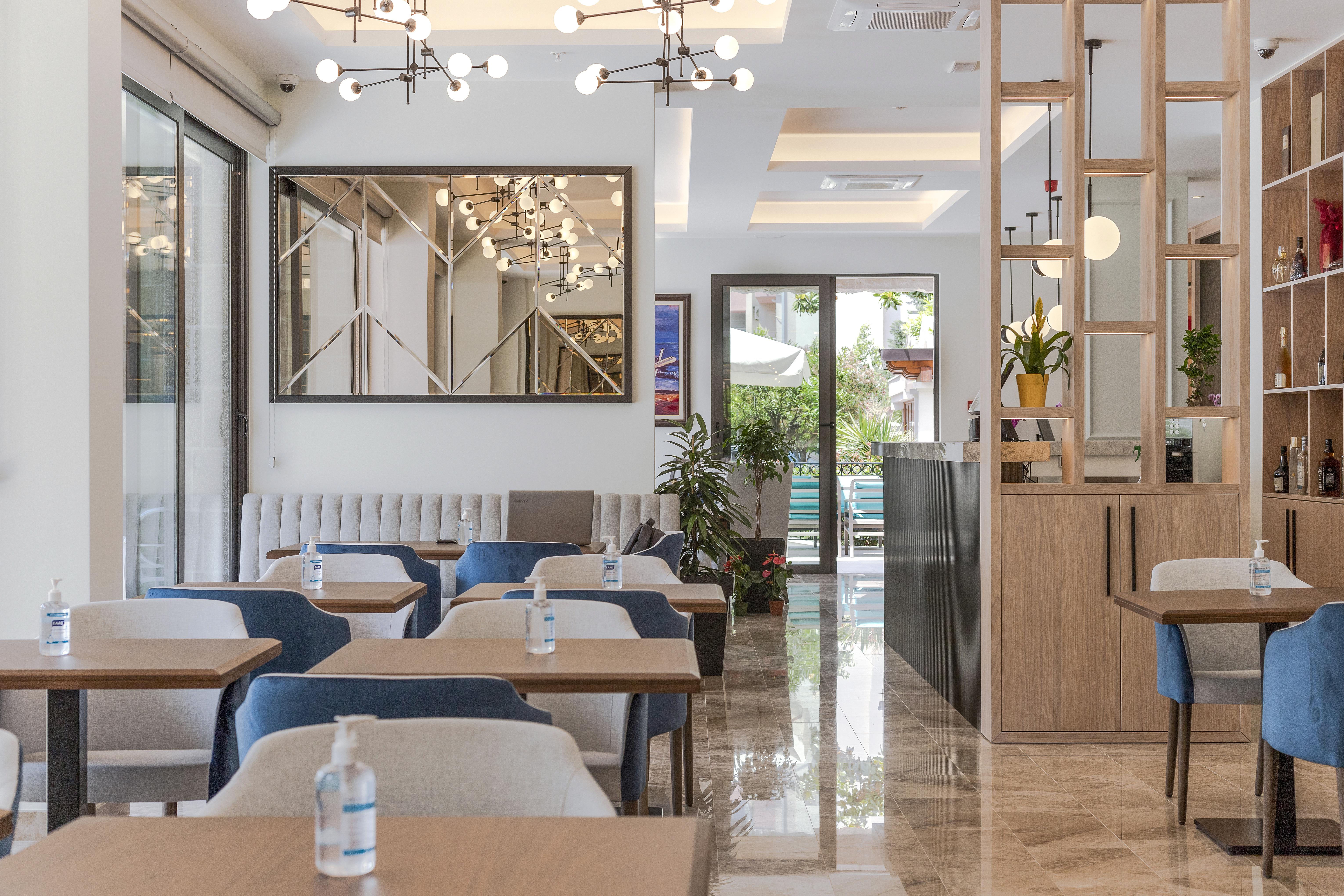 Boutique Hotel Momentum By Aycon Budva Luaran gambar