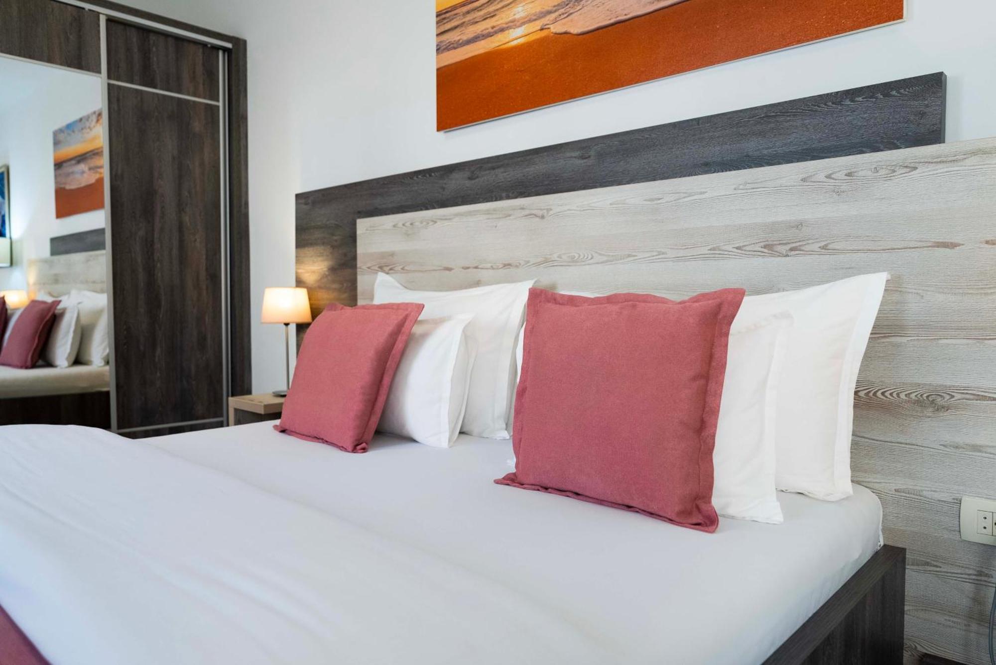 Boutique Hotel Momentum By Aycon Budva Bilik gambar